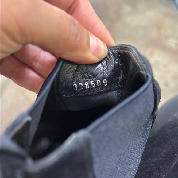 Aquatalia Black Chelsea Boots Sleek Suede Design - Picture 6 of 6